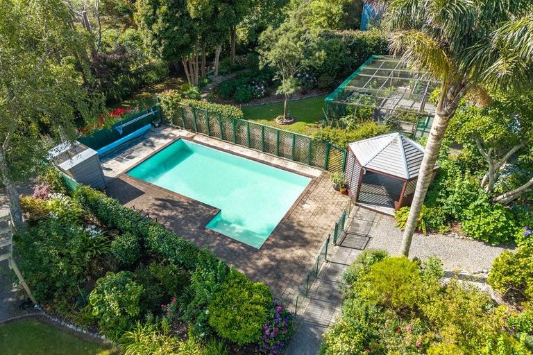 Photo of property in 38 Sutton Road, Te Horo, Otaki, 5582