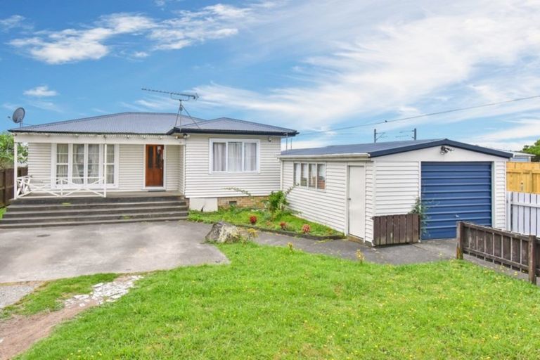 Photo of property in 1/52 Takanini Road, Takanini, 2112