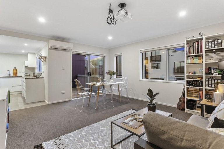 Photo of property in 53 Mapou Road, Hobsonville, Auckland, 0616