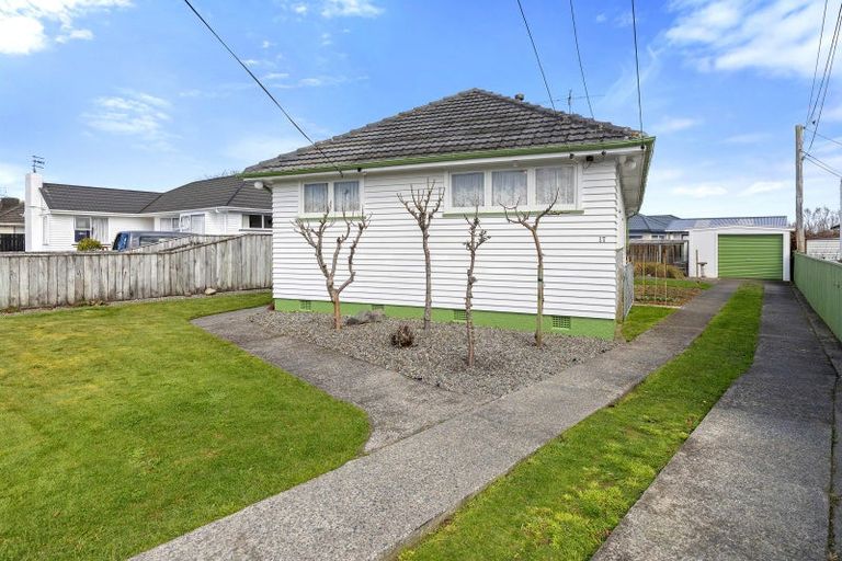 Photo of property in 17 Stephen Street, Trentham, Upper Hutt, 5018