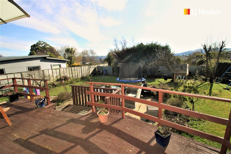 Photo of property in 237 Gladstone Road North, Mosgiel, 9024
