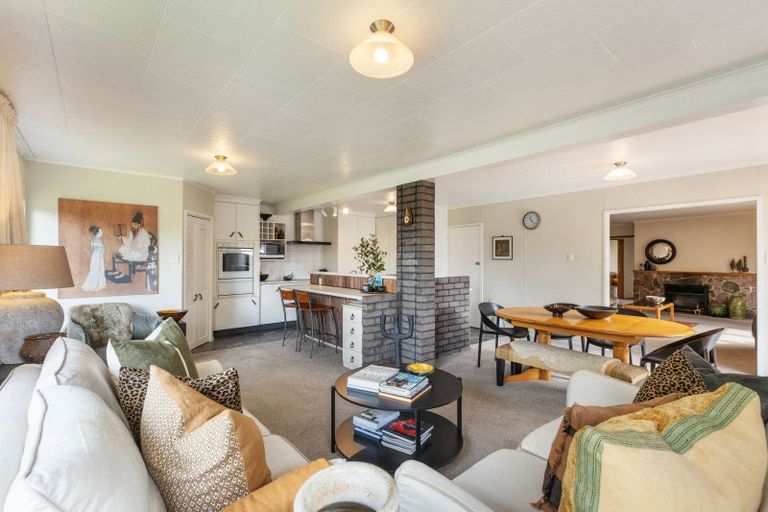 Photo of property in 1276 Egmont Road, Egmont Village, New Plymouth, 4372