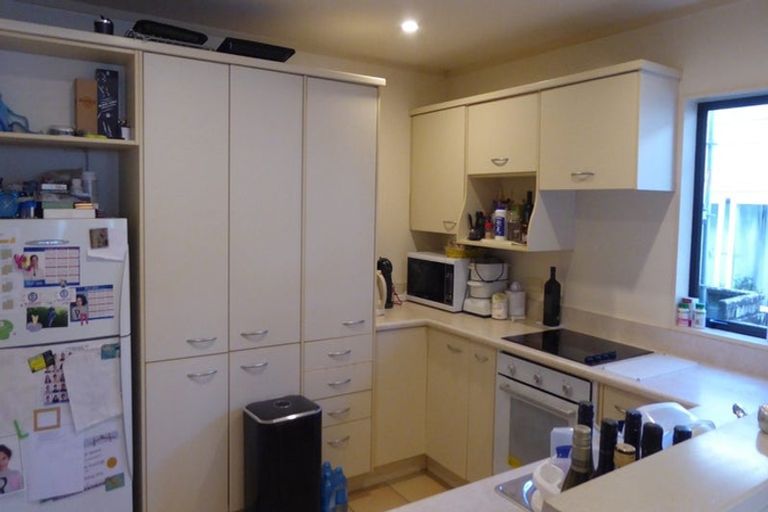 Photo of property in 10/88u Brougham Street, Mount Victoria, Wellington, 6011
