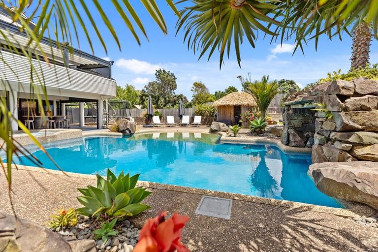 Photo of property in 4a Sandhurst Drive, Papamoa Beach, Papamoa, 3118