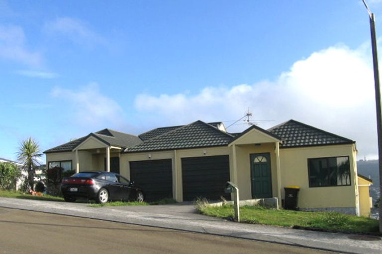 Photo of property in 19a Pelorous Street, Paparangi, Wellington, 6037