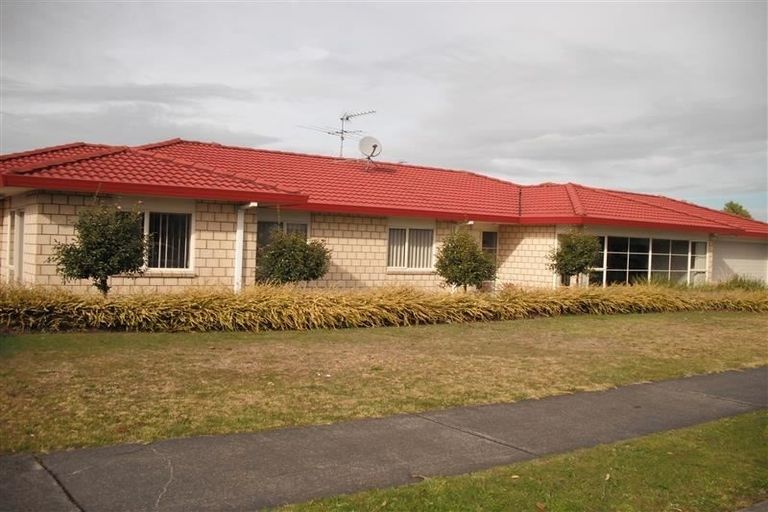 Photo of property in 97 Longford Park Drive, Takanini, 2112