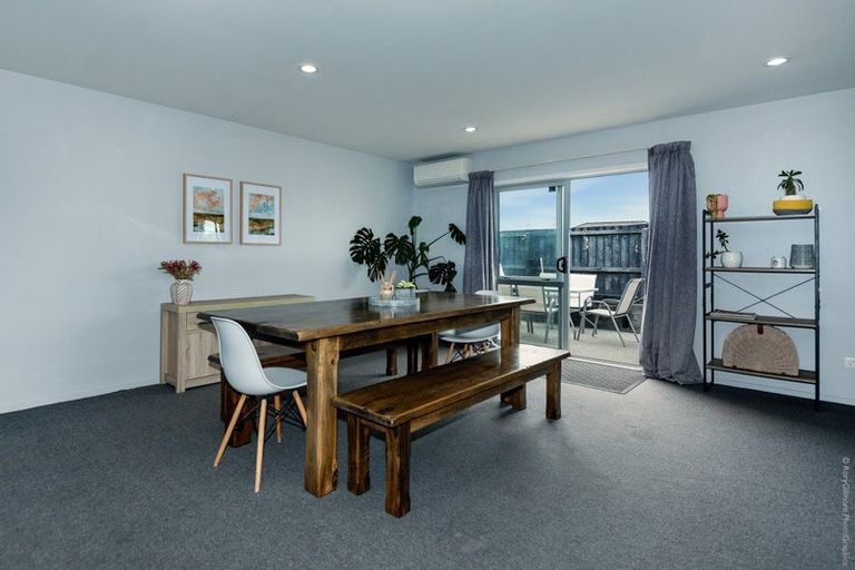 Photo of property in 33 Champagne Avenue, Yaldhurst, Christchurch, 8042