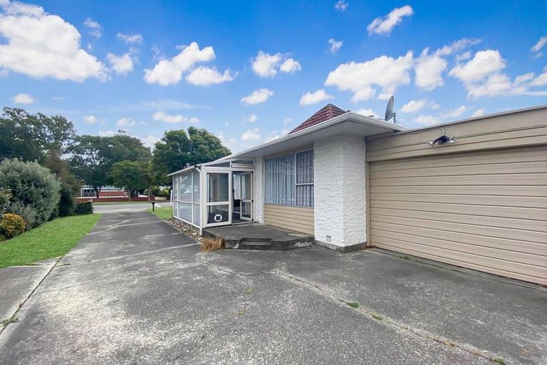 Photo of property in 46 Prestons Road, Redwood, Christchurch, 8051