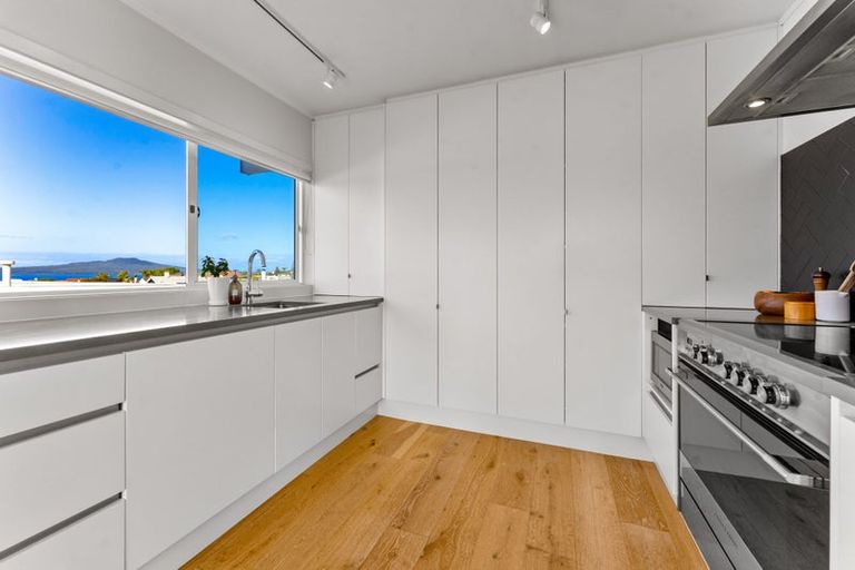 Photo of property in 1/1 Park Avenue, Takapuna, Auckland, 0622