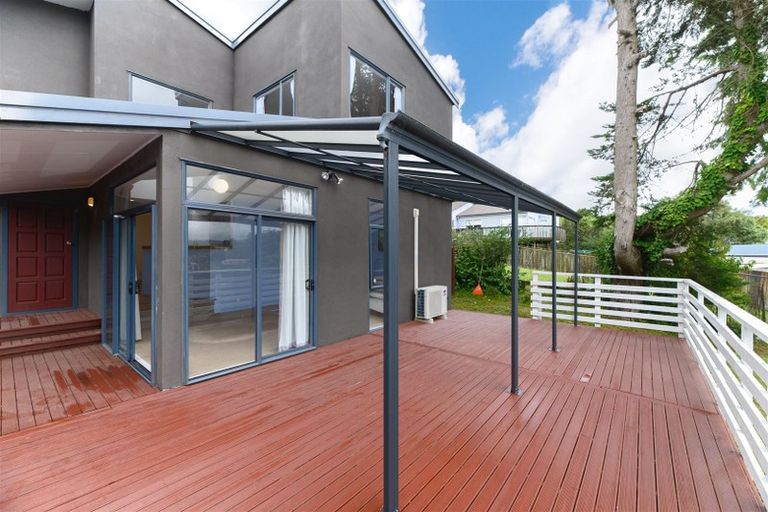 Photo of property in 111a Rosier Road, Glen Eden, Auckland, 0602
