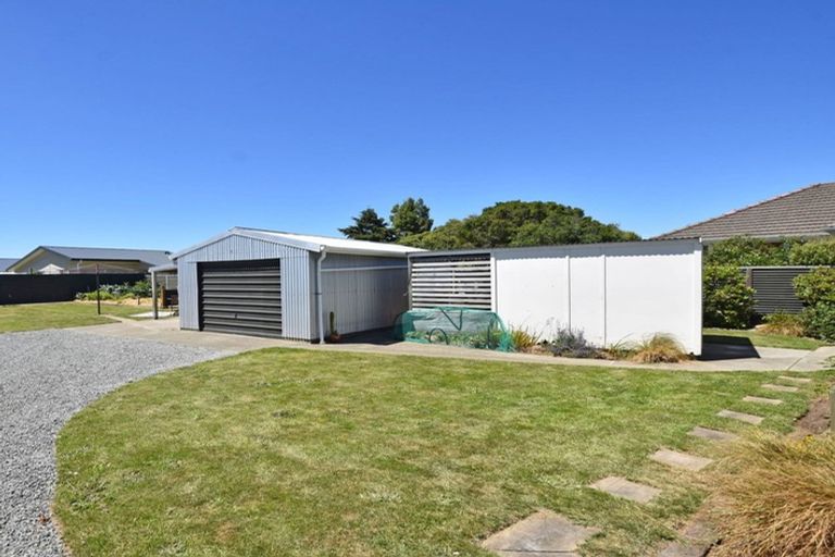 Photo of property in 76 Adamson Crescent, Glengarry, Invercargill, 9810