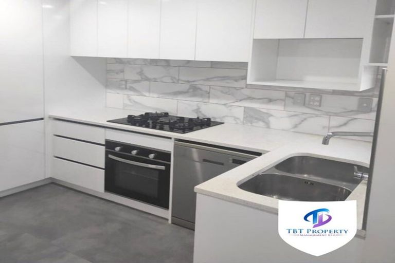 Photo of property in 17a Eddowes Street, Manurewa, Auckland, 2102