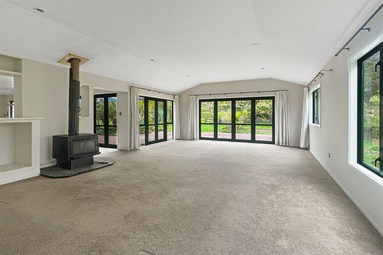 Photo of property in 30 Phillips Road, Dome Forest, Warkworth, 0981