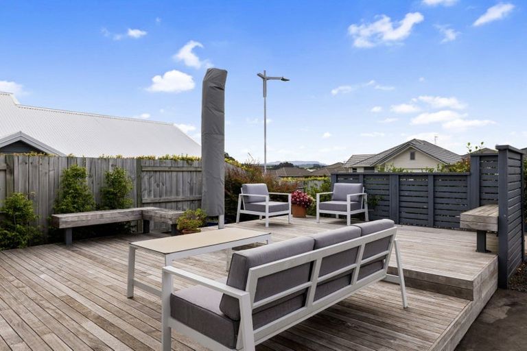 Photo of property in 330 Lakes Boulevard, Pyes Pa, Tauranga, 3112