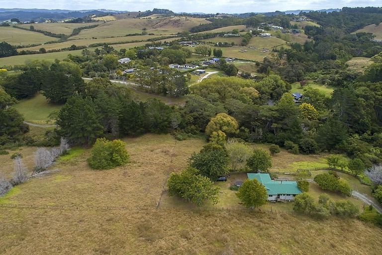 Photo of property in 200 Mahurangi East Road, Snells Beach, 0920