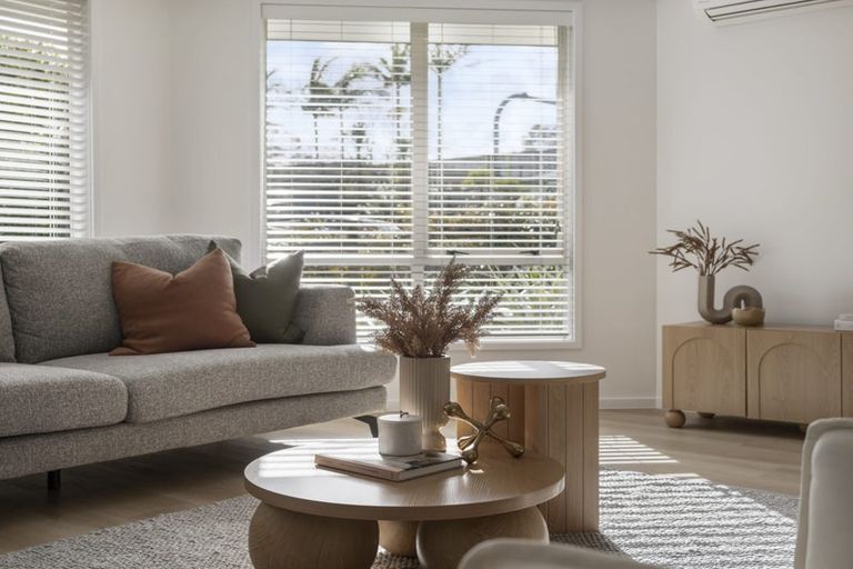 Photo of property in 5 Kasia Close, Massey, Auckland, 0614