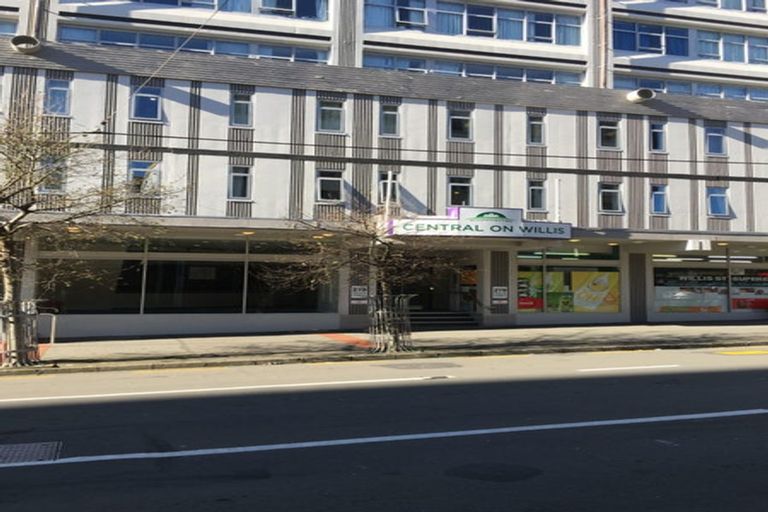 Photo of property in Quest/richard Pearse Apartment, 219u8a Willis Street, Te Aro, Wellington, 6011