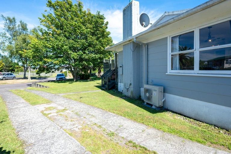 Photo of property in 13 Byron Grove, Owhata, Rotorua, 3010