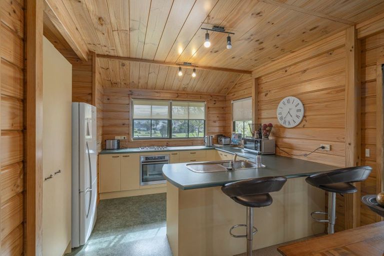 Photo of property in 186 Vista Paku, Pauanui, Hikuai, 3579