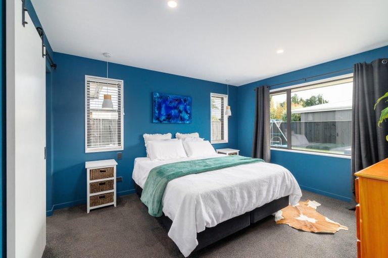 Photo of property in 17 Puaka Street, Pegasus, 7612