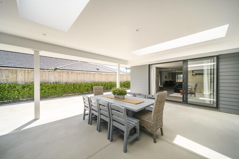 Photo of property in 47 Port Street East, Feilding, 4702