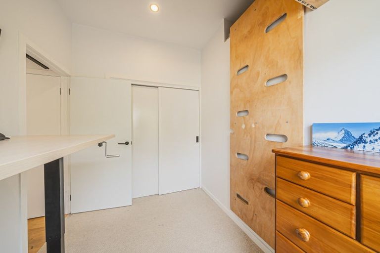 Photo of property in 22b Saint Ives Grove, Whalers Gate, New Plymouth, 4310