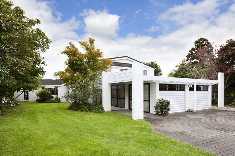 Photo of property in 84 Myres Street, Otumoetai, Tauranga, 3110