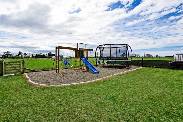 Photo of property in 60 Orion Road East, Makarewa, Invercargill, 9876