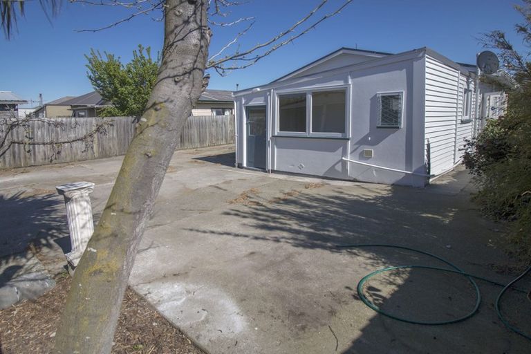 Photo of property in 92 Mackworth Street, Woolston, Christchurch, 8062