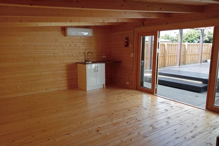 Photo of property in 2/6 Timbertop Lane, Saint Martins, Christchurch, 8022