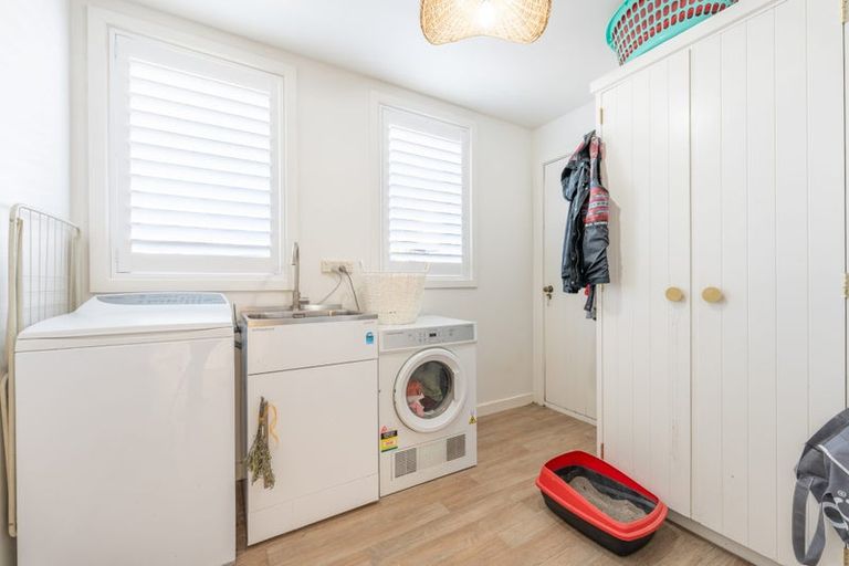 Photo of property in 82 Douglas Street, Highfield, Timaru, 7910