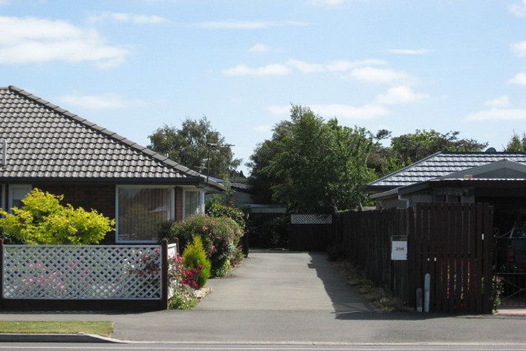 Photo of property in 356 Yaldhurst Road, Russley, Christchurch, 8042