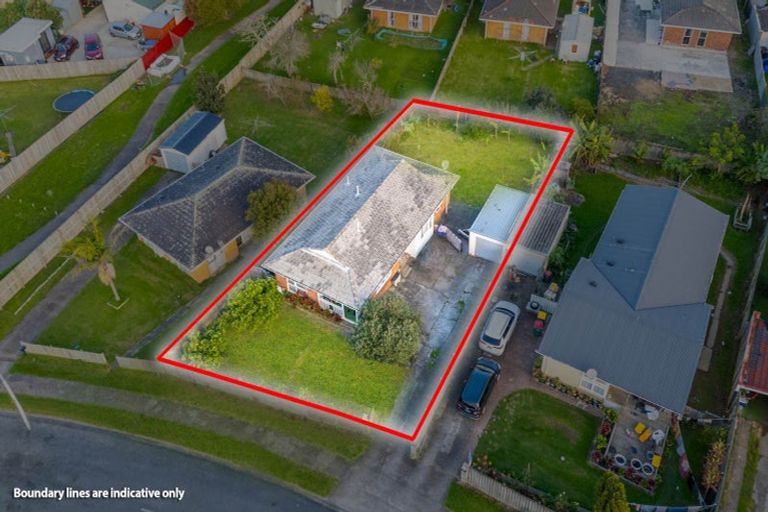 Photo of property in 13 Archboyd Avenue, Mangere East, Auckland, 2024