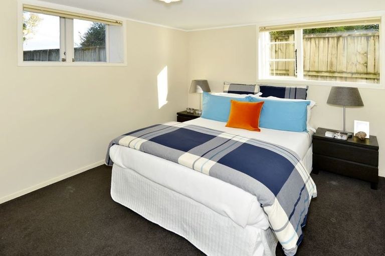 Photo of property in 1/9 Marsh Avenue, Forrest Hill, Auckland, 0620