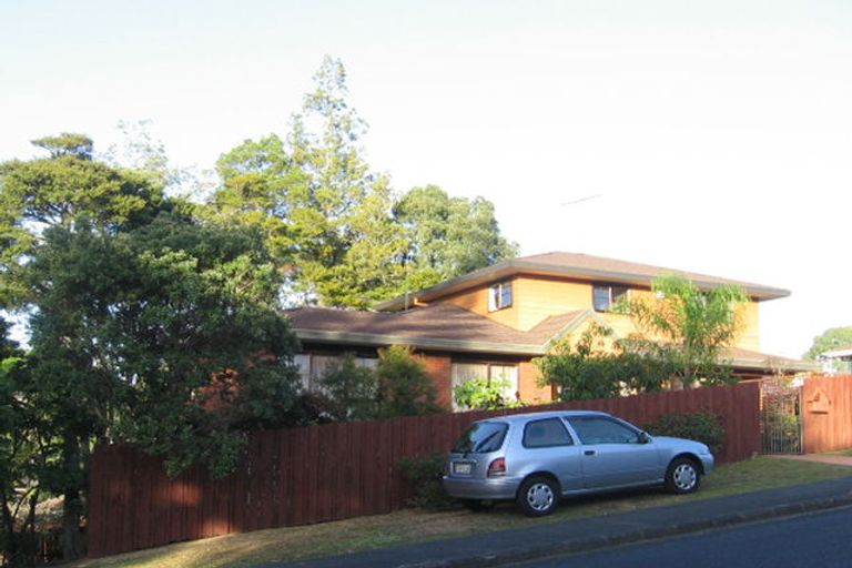 Photo of property in 66 Stanaway Street, Hillcrest, Auckland, 0627