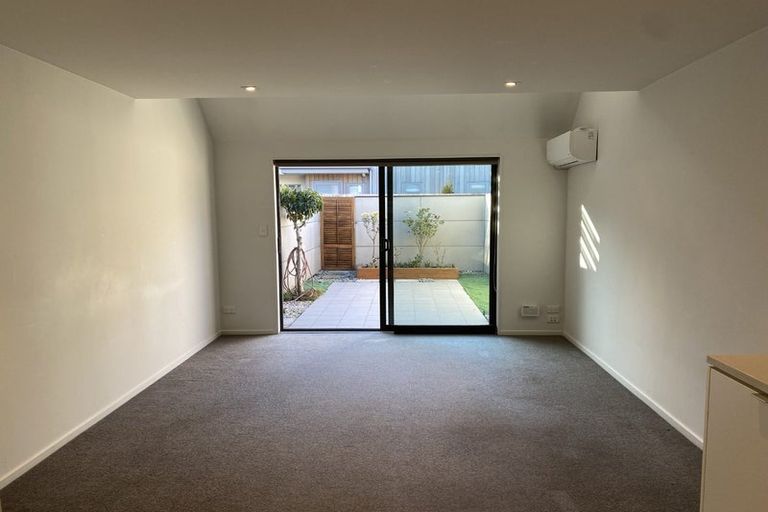 Photo of property in 2/435 Madras Street, St Albans, Christchurch, 8014