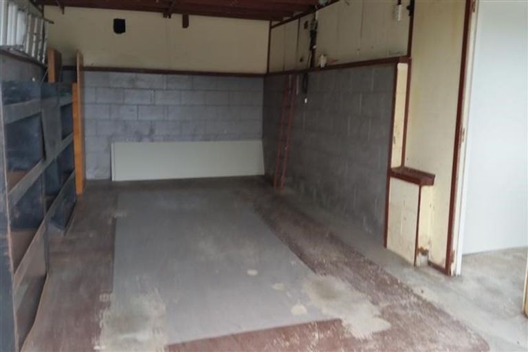 Photo of property in 66 Kia Ora Road, Beach Haven, Auckland, 0626