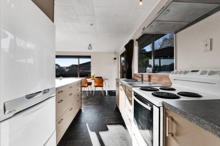 Photo of property in 5 Hobart Drive, Spotswood, New Plymouth, 4310