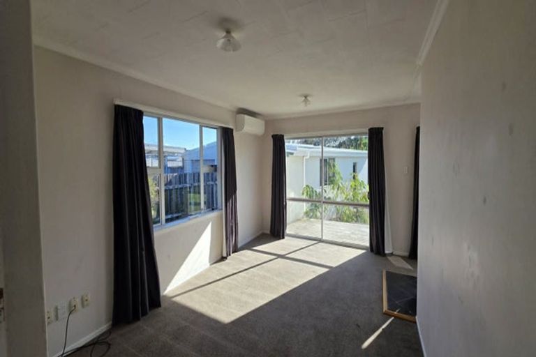 Photo of property in 232 Omata Road, Spotswood, New Plymouth, 4310
