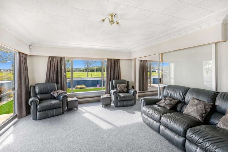 Photo of property in 69 Robertson Street, Gore, 9710