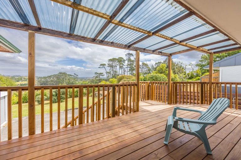 Photo of property in 454 Don Buck Road, Massey, Auckland, 0614