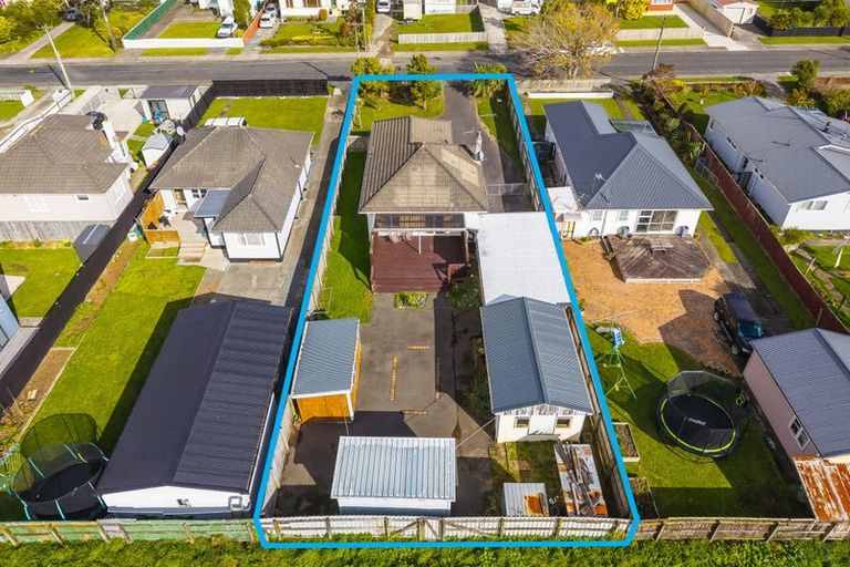 Photo of property in 28 Totara Street, Wainuiomata, Lower Hutt, 5014