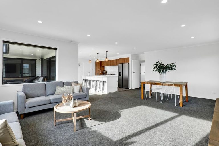 Photo of property in 20a Larlin Drive, Hawera, 4675