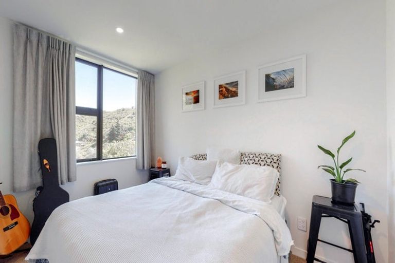 Photo of property in 31 Rua Kai Way, Brooklyn, Wellington, 6021
