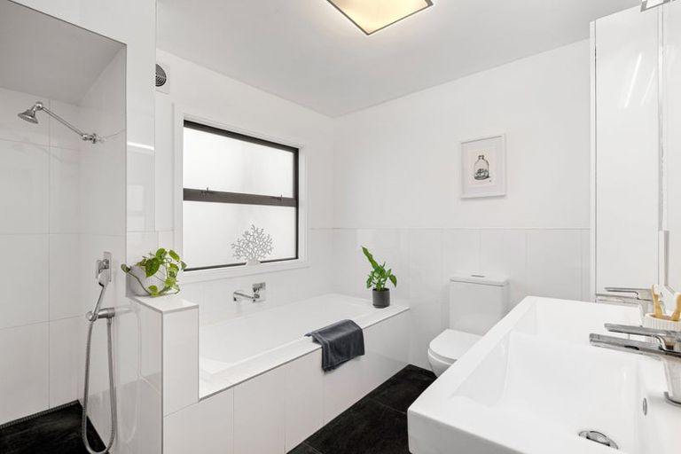 Photo of property in 49 Holliss Avenue, Cashmere, Christchurch, 8022