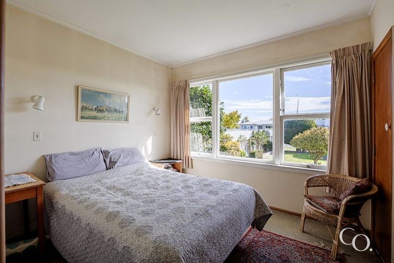Photo of property in 208 Lumsden Road, Akina, Hastings, 4122