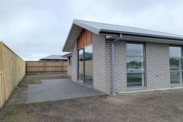 Photo of property in 71 Macphail Avenue, Rangiora, 7400