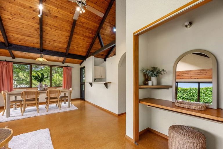 Photo of property in 8 Sunny Bay Road, Matua, Tauranga, 3110