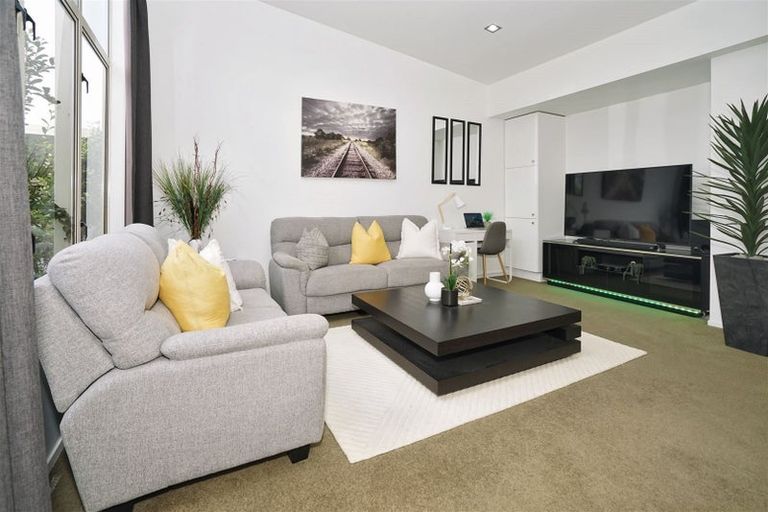 Photo of property in 21c Lyon Street, Frankton, Hamilton, 3204