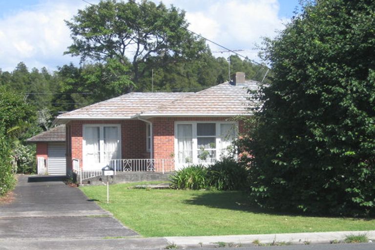 Photo of property in 214 Lake Road, Northcote, Auckland, 0627